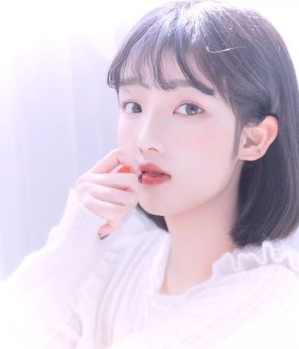 《美人事君》作者：蓬莱客